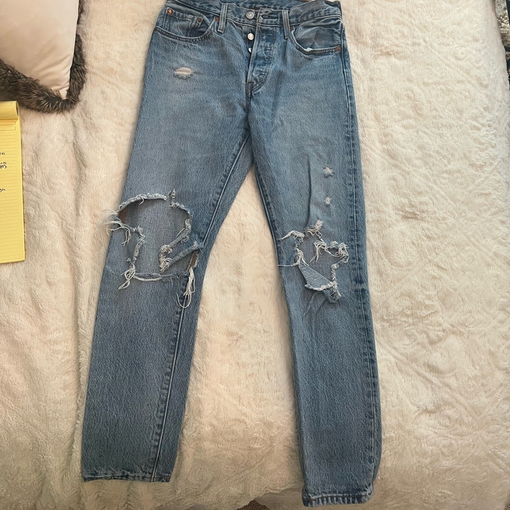 Levi 501s Skinny super distressed jeans W27 L30